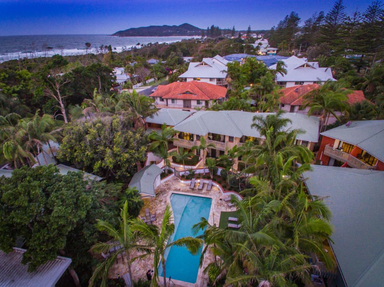 The Crest Byron Bay Aparthotel ภายนอก รูปภาพ